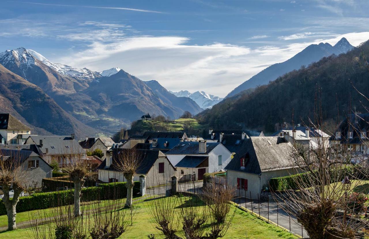 Pyrenees Cycling Lodge Saint-Savin (Hautes-Pyrenees) Exterior foto